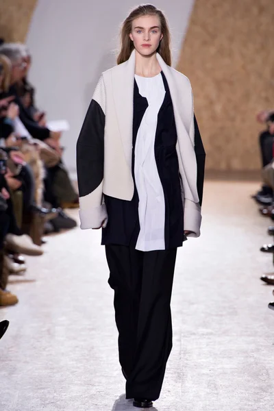 Look 23